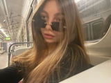 В***r review photo
