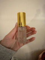 Ella T review photo