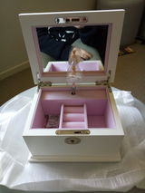 Janis S. review photo
