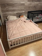 Jasmin Carrillo review photo