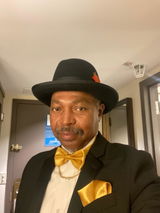 Anthony Holmes review photo