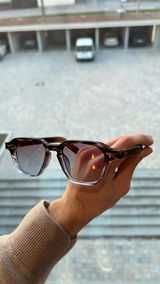 Dennis review photo