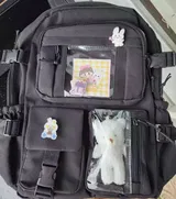 Suzanne review photo