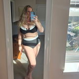 Canuck.Linda review photo
