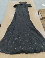 Elvira Oscar review photo