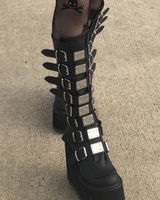 l. review photo
