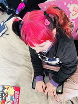 M. review photo
