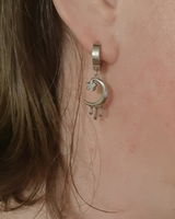 N. review photo