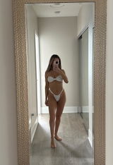 Brittney review photo