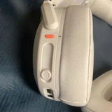 B**s review photo