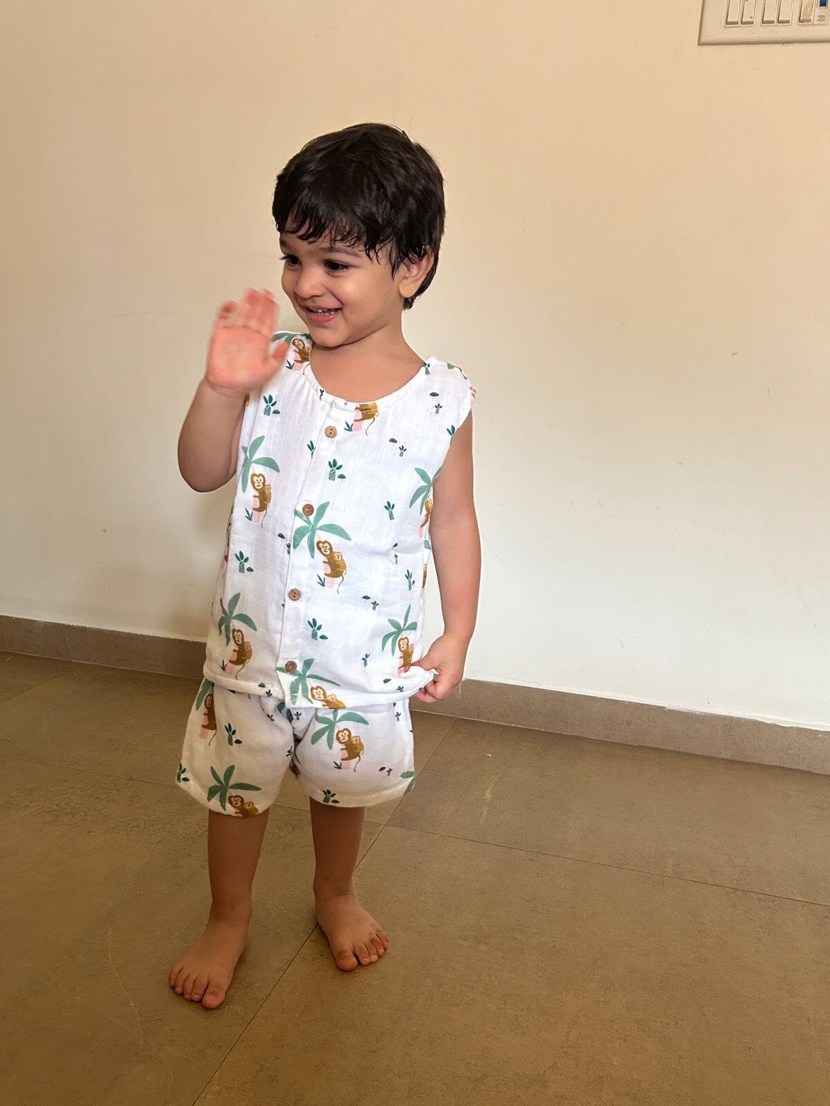 Aditi Acharya review photo