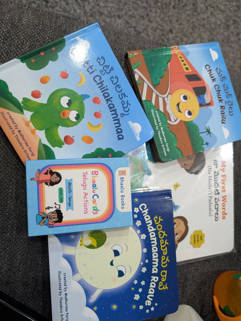 Telugu Action Flashcards: Bilingual Telugu-English Cards for Kids