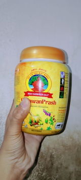 Nidhi review photo