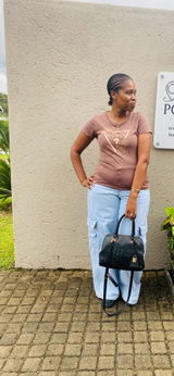 Linda Nkosi review photo