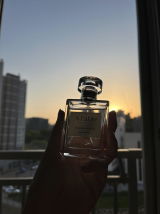 T**** review photo