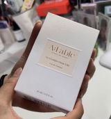 V**** review photo