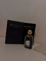 Mariana Trush review photo