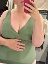 Saskia review photo