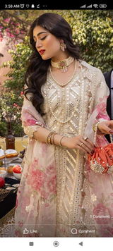 Uzma Mukhtar review photo