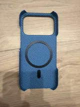 A. r. review photo