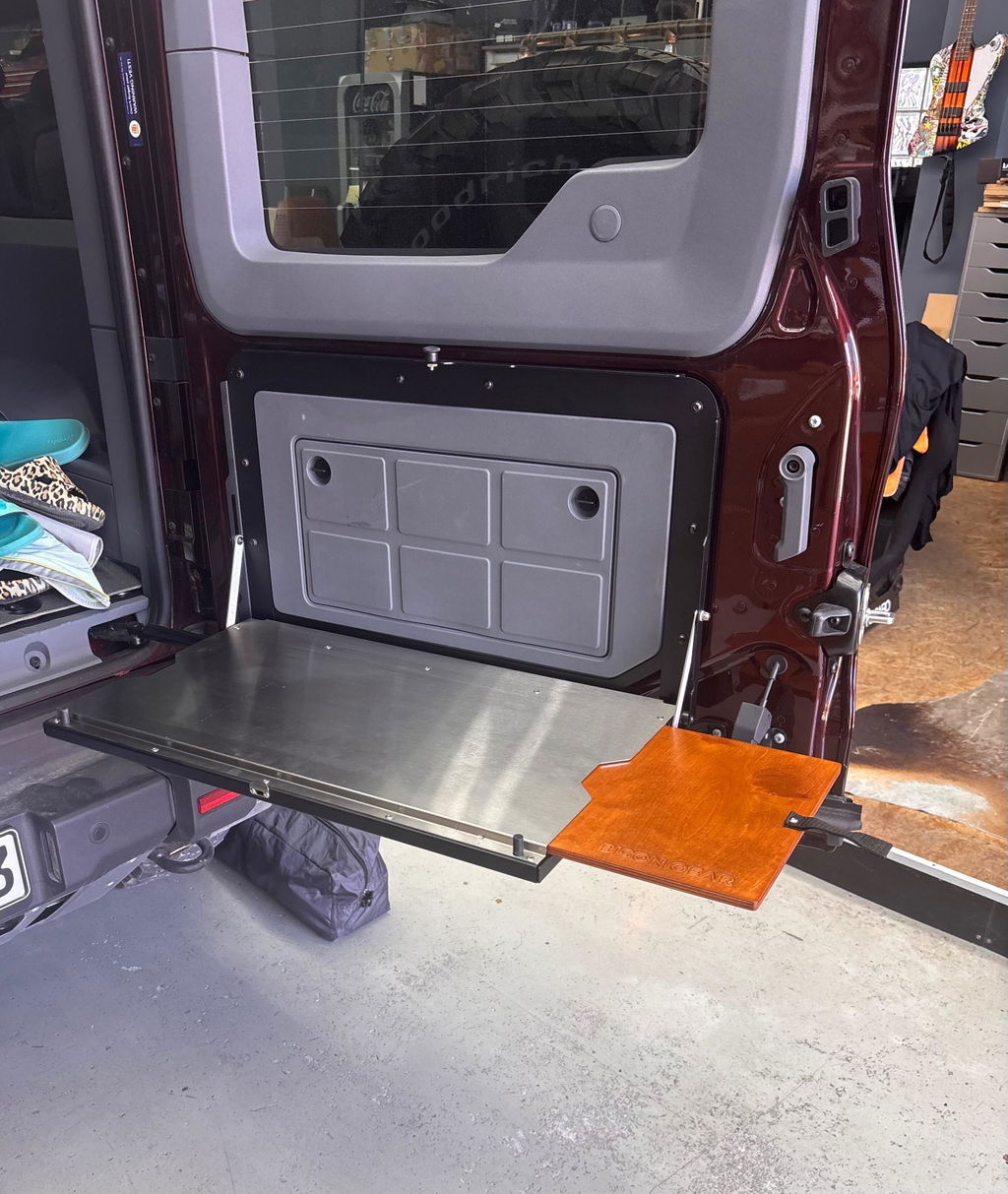 Drop-Down Tailgate Table - Grenadier