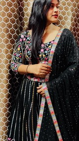 Anjali review photo