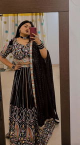 Ananya Tiwari review photo