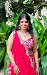 Yashvi Shah review photo
