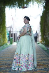 Prachi review photo