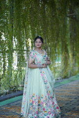 Prachi review photo