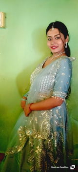 Anshika Arya review photo
