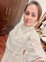 Apeksha review photo