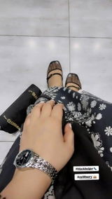 Zoha Faris review photo