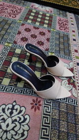 M.Hanan review photo
