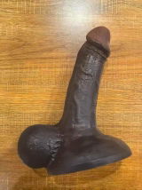 Leonard review photo