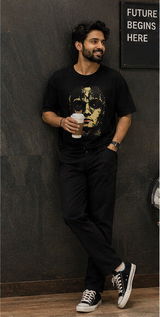 Kaushik Kulkarni review photo