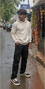 Faizan Khanna review photo