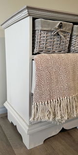 Milva Cater review photo