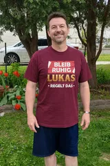 Lukas review photo