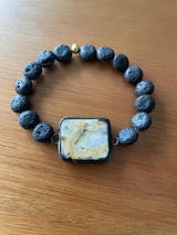 LC review photo