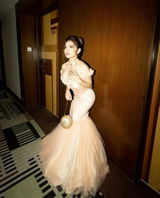 Xyriel Manabat review photo