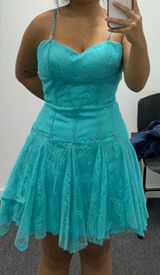 Julia Duong review photo