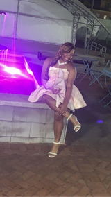 Simya Richards review photo