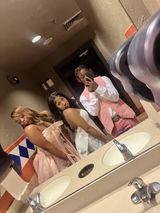 Simya Richards review photo