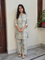 Komal review photo