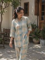 Ishita Sharma review photo