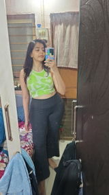 Priyanka Shukla review photo