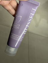 Zainab Shakeel review photo