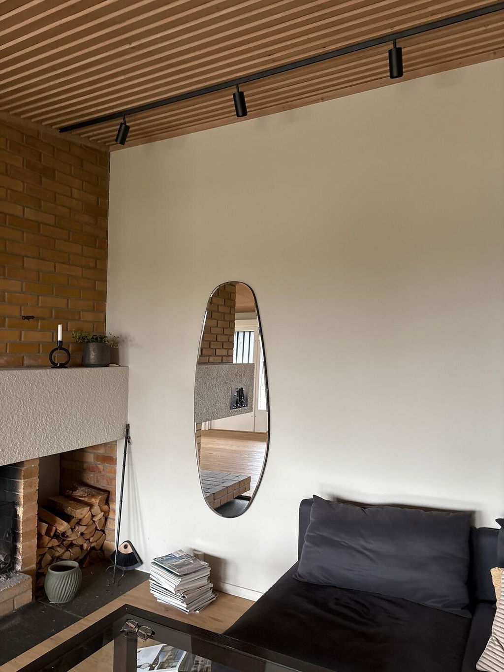 Opal Mirror Large | 150 x 55 cm