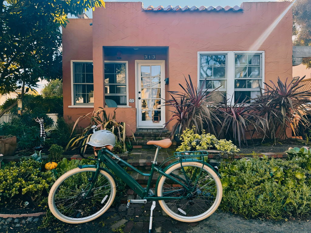 Bluejay Premiere Lite - British Racing Green Electric Bike